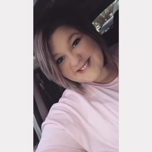 Meet your Posher, Delana